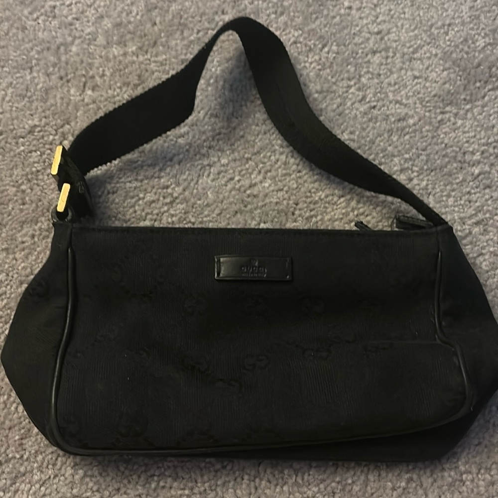 Gucci shoulder bag